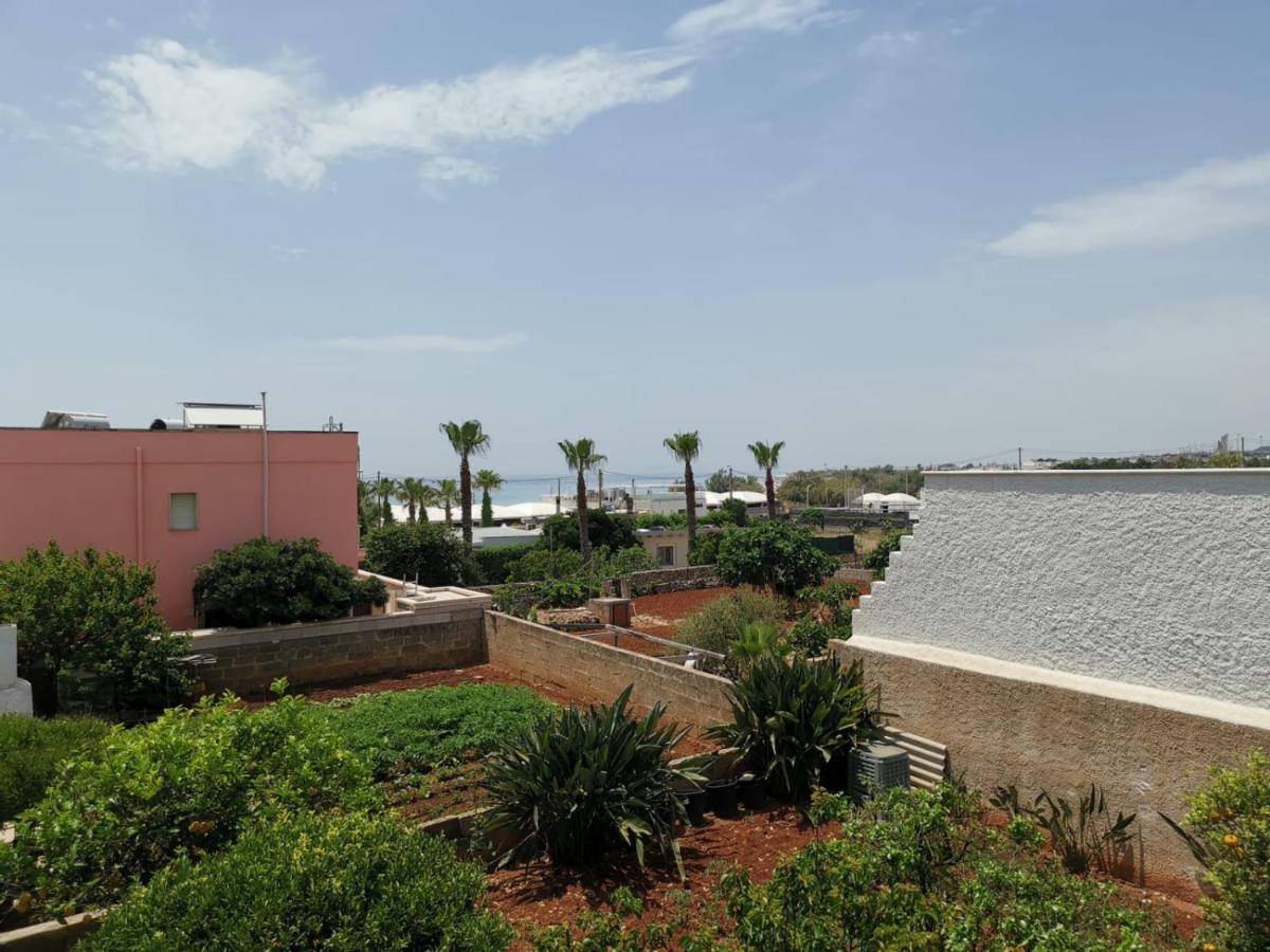 Casa Tramonto Vista Mare Marina Di Pescoluse Exterior foto